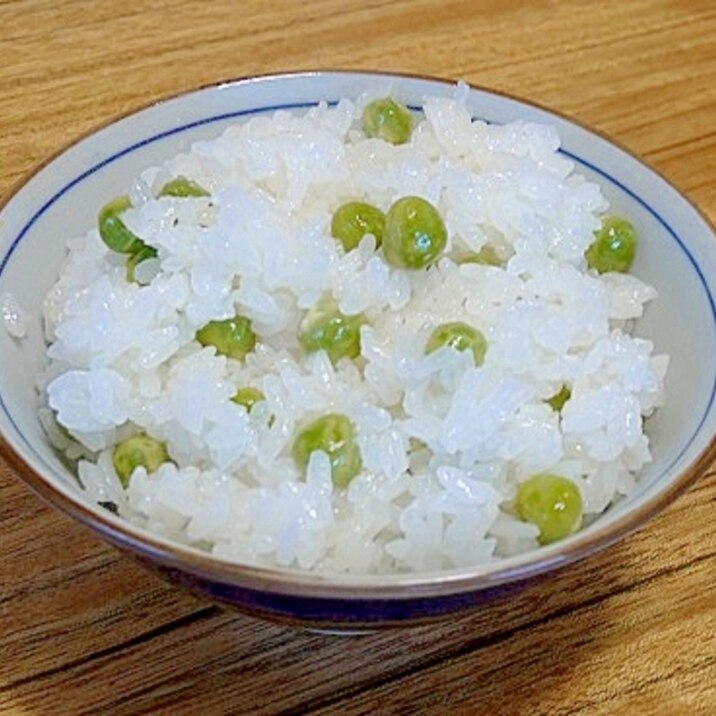 うちのご飯「実えんどうの豆ごはん」